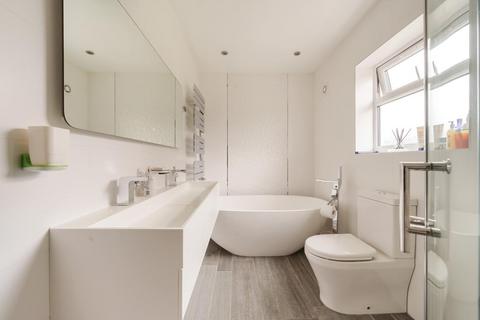 110 Kechill Gardens, Bromley, BR2 7NB