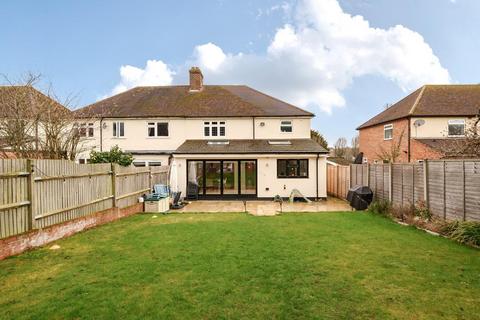 110 Kechill Gardens, Bromley, BR2 7NB
