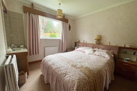 Loyal Pladaig Road, Kyle, IV40 8DB