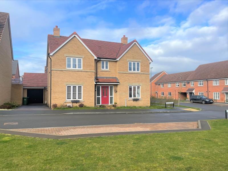 Missenden Street, Newton Leys 5 bed detached house to rent £2,500 pcm