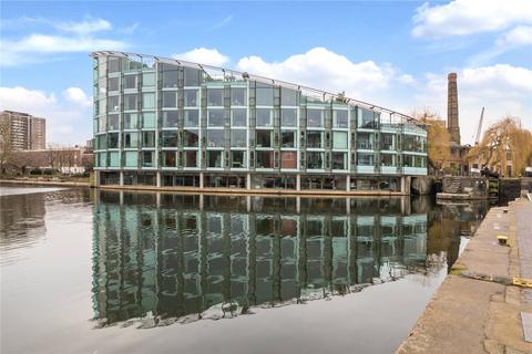 2 bedroom flat for sale, Crystal Wharf, Graham Street, Angel, London