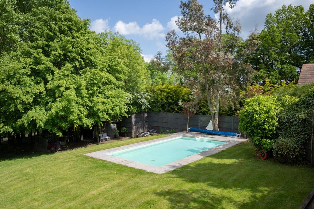 Cherry Hill Road, Barnt Green, B45 8LN 6 bed detached house for sale