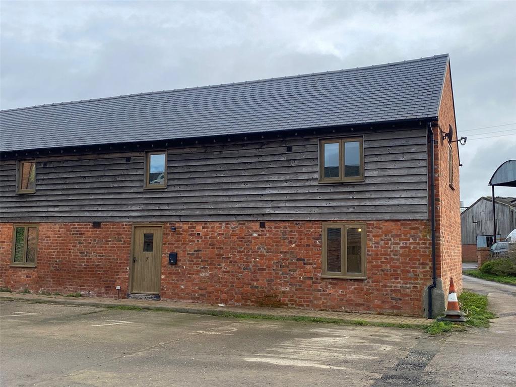 Edderton Barns, Forden, Welshpool... 4 bed semidetached house £845