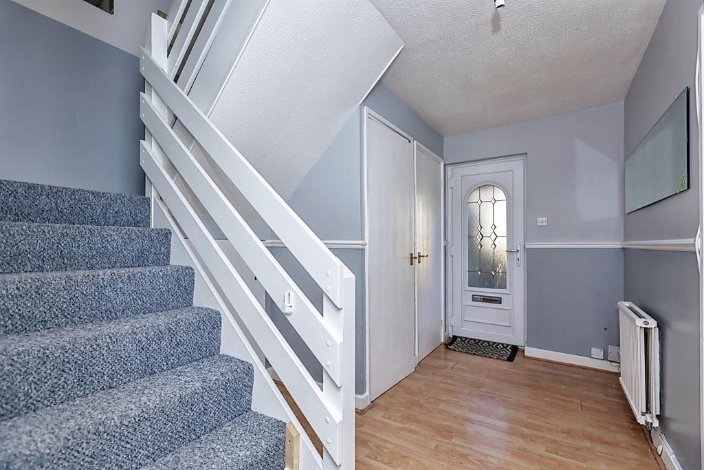 Featherstone Drive, Leicester 3 bed terraced house £925 pcm (£213 pw)