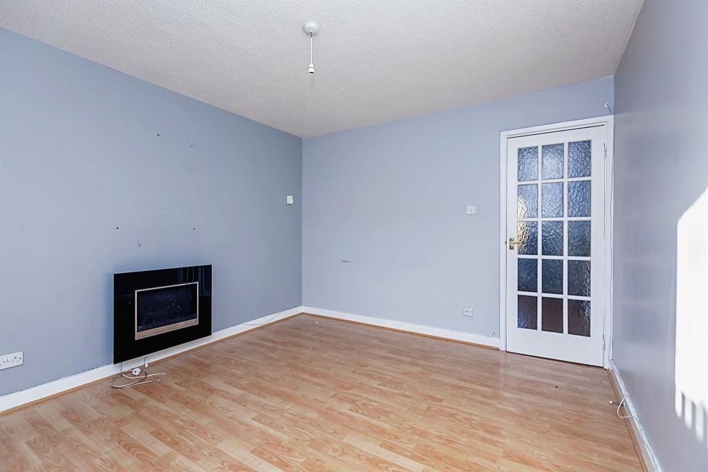 Featherstone Drive, Leicester 3 bed terraced house £925 pcm (£213 pw)