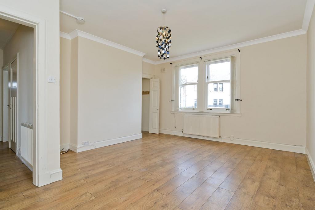 23 Winton Park, Cockenzie, EH32 0JN 2 bed ground floor flat £125,000