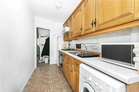 2 bedroom semi-detached house for sale - Lavender Avenue, Mitcham, Mitcham, CR4 3HL