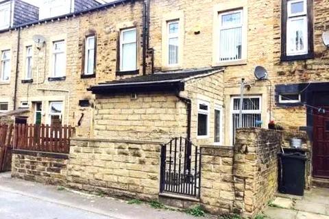 4 bedroom terraced house to rent, Park Grove, Keighley, BD21 3LL