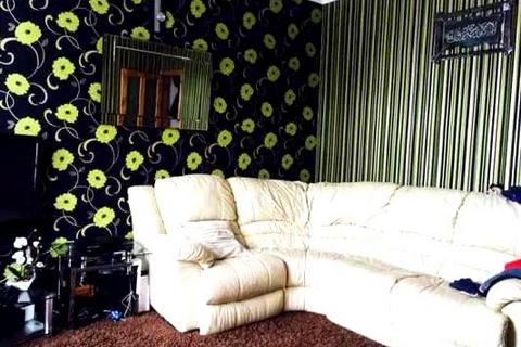 4 bedroom terraced house to rent, Park Grove, Keighley, BD21 3LL