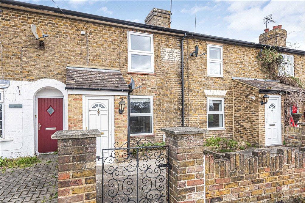 Eton Wick Road, Eton Wick, Berkshire, SL4 2 bed terraced house £1,150