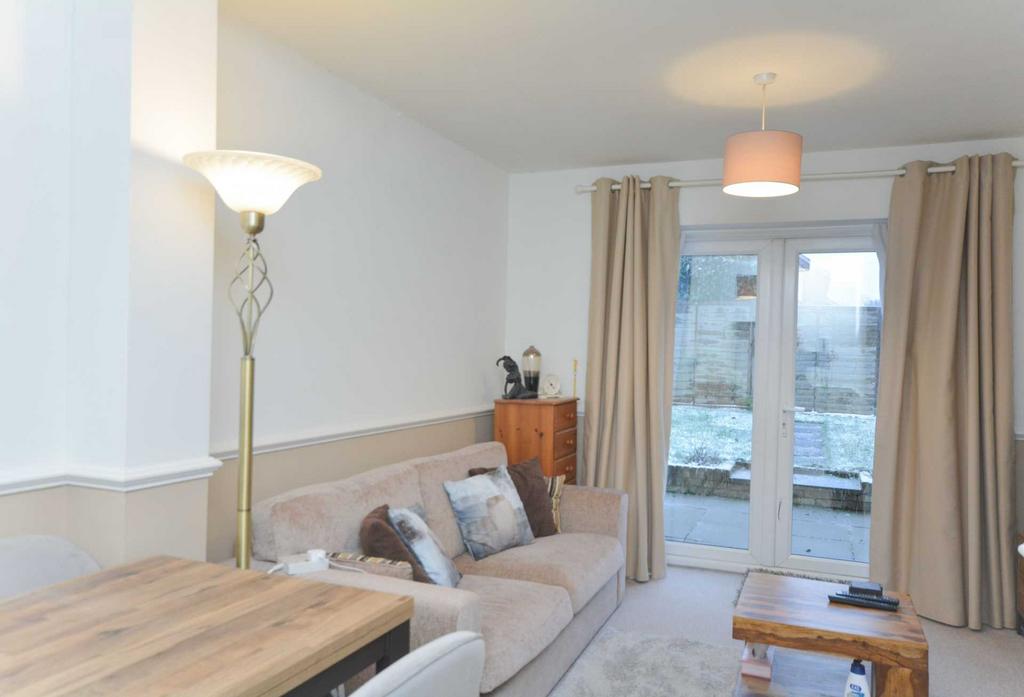 White Lion Road, Amersham HP7 2 bed apartment to rent £1,500 pcm (£