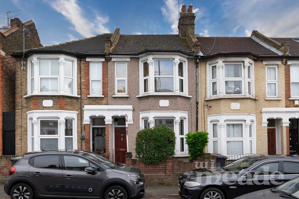 Winchester Road, Highams Park, E4 3 bed terraced house for sale £575,000