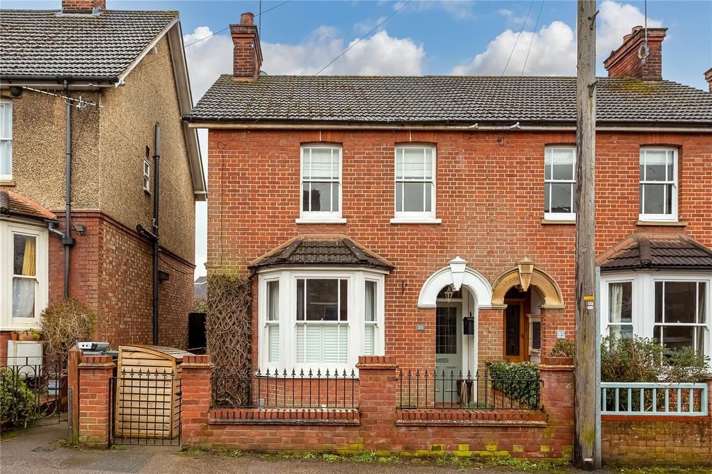 Chandos Road, Ampthill, Bedfordshire... 3 bed semidetached house £