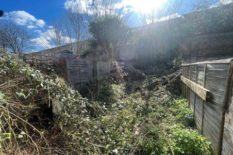 75 Durban Road, London, N17 8ED