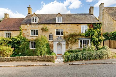 Wolds End House Back Ends, Chipping Campden, GL55 6AB