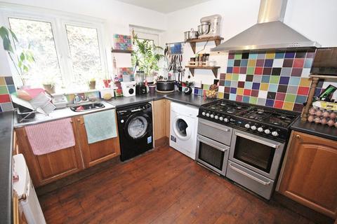 31 Ampthill Road, Flitwick, Bedford, MK45 1AZ