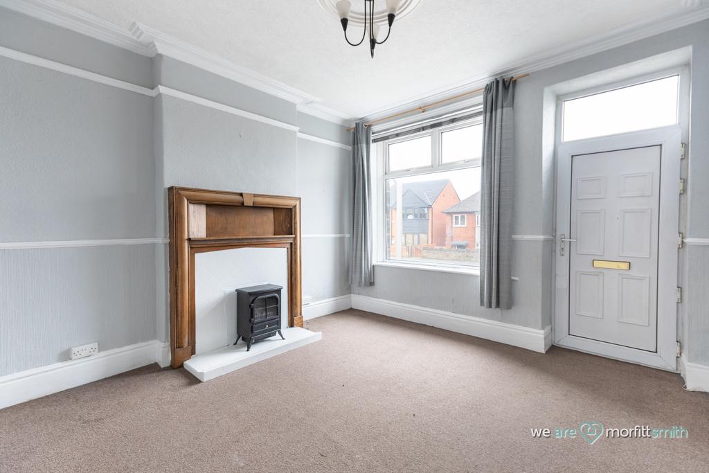 Cross Hill, Ecclesfield, S35 9WU No Chain Involved 3 bed terraced