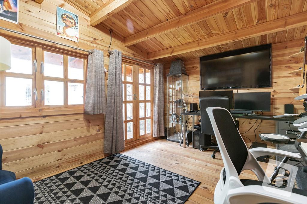 Outbuilding