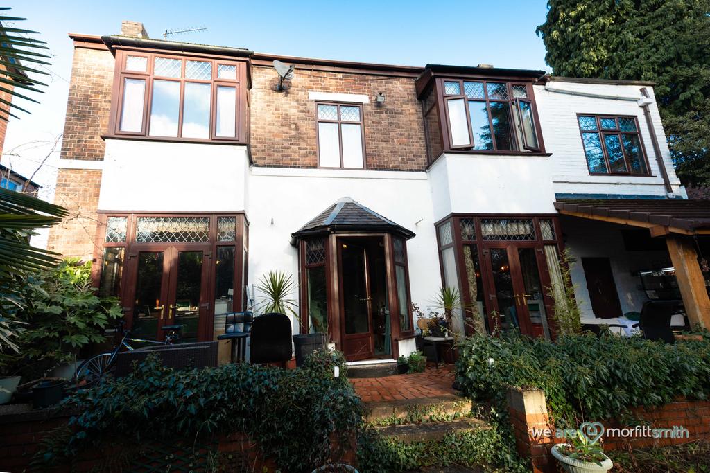 Norwood House, Crabtree Lane, Norwood, S5 7AY Viewing Essential 5 bed