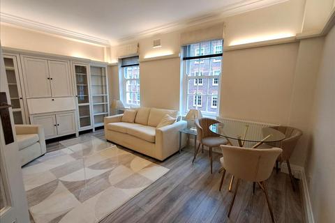 32 Grosvenor Street, London, W1K