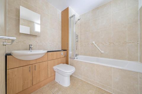 16 The Vale, Hounslow, TW5 9HS