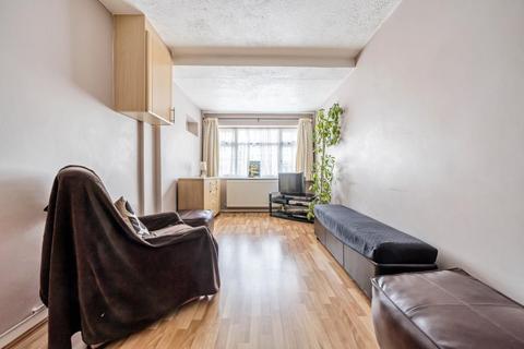 16 The Vale, Hounslow, TW5 9HS