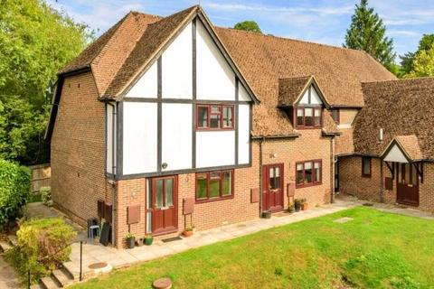 1 bedroom house to rent, Broad Ha'penny, Boundstone, Farnham, Surrey, GU10