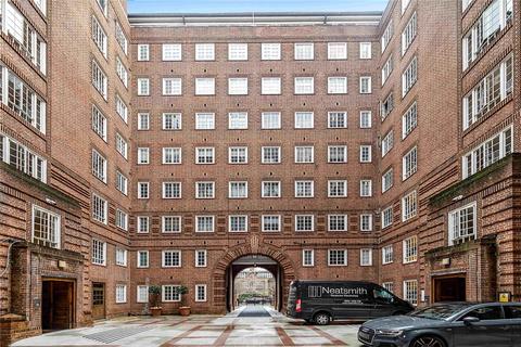 2 bedroom maisonette for sale, Swan Court, Chelsea Manor Street, SW3