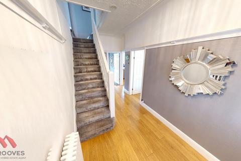 65 Beauclair Drive, Liverpool, L15 6XQ