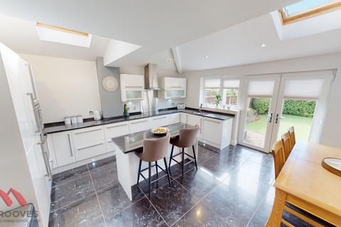65 Beauclair Drive, Liverpool, L15 6XQ