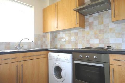 2 bedroom apartment for sale, Whitehall Drive, Lower Wortley