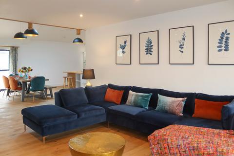 4 bedroom barn conversion to rent - Upper Seagry, Chippenham