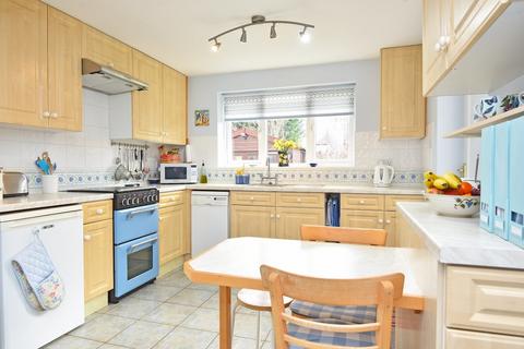 3 bedroom semi-detached house for sale - St Catherine's Road, Harrogate