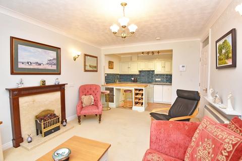2 bedroom apartment for sale - Oak Tree Lodge, Harrogate