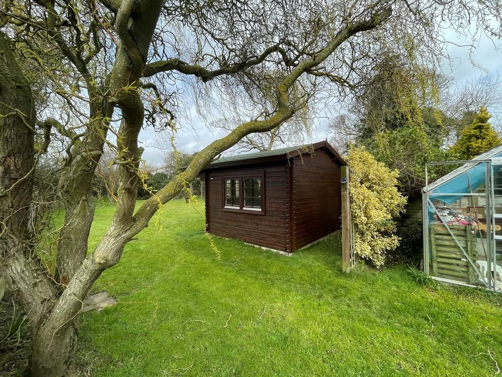Stoke Ash, Suffolk 2 bed semidetached house £230,000