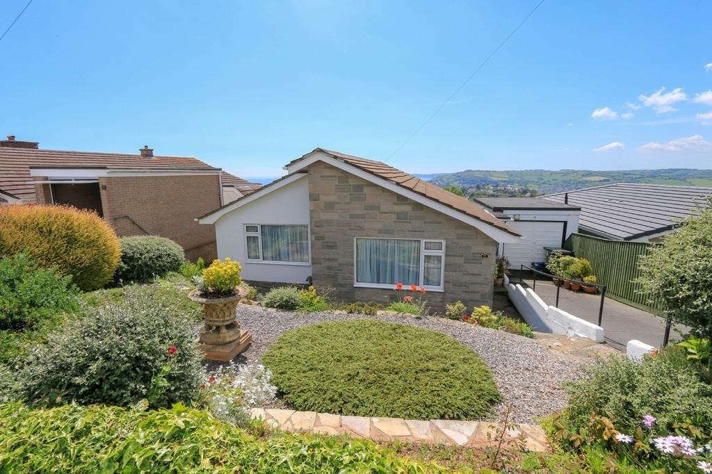 Maudlin Drive, Teignmouth 2 bed detached bungalow £500,000