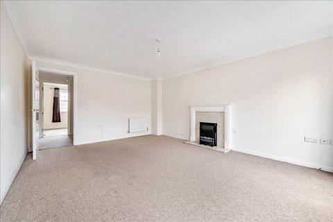 3 bedroom terraced house to rent, Berry Way, Andover