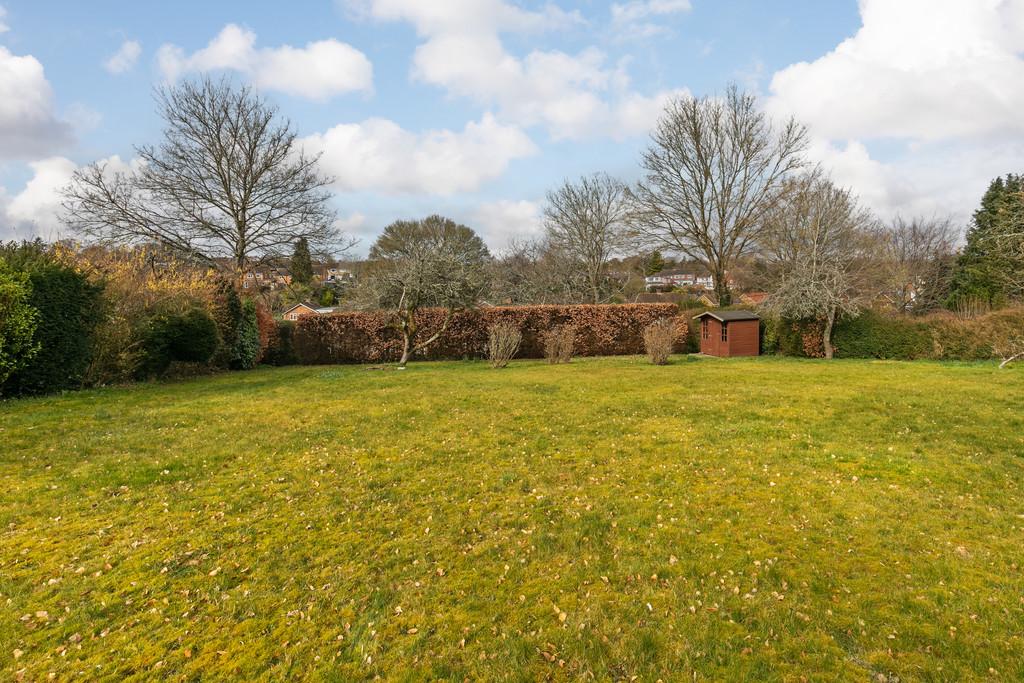 Hampton Lane, Winchester, SO22 4 bed detached house £1,500,000