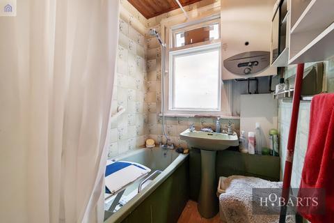 8 Ranelagh Road, London, N22 7TN