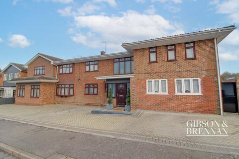 8 bedroom detached house for sale, Welbeck Drive, Basildon, SS16