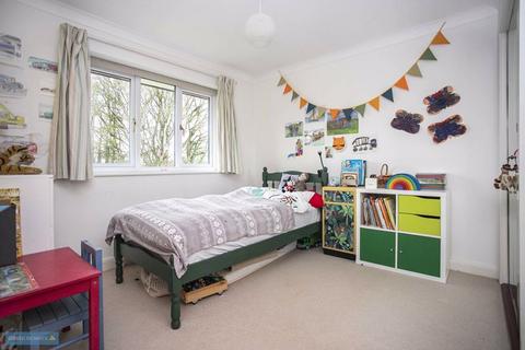 7 Stone Close, Taunton, TA1 4YG