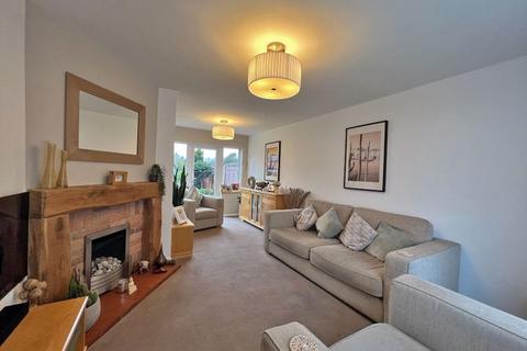 3 Ackleton Gardens, Bradmore, Wolverhampton, WV3 7ES