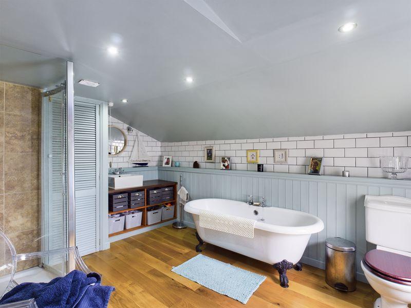 Family bathroom