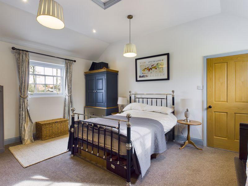 Guest bedroom