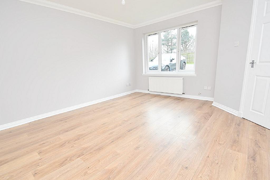 Harvie Gardens, Armadale 3 bed semidetached house £175,000