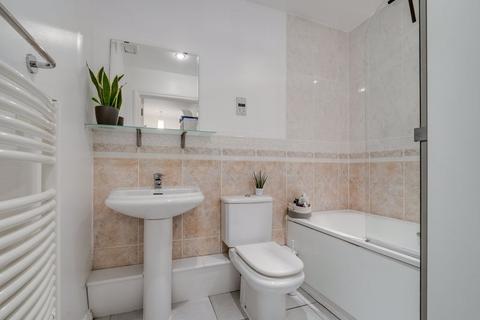23 Sycamore Close, South Croydon, CR2 7LN