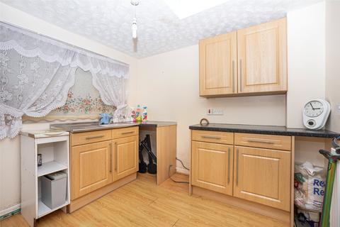 3 bedroom terraced house for sale, County Road, Penygroes, Caernarfon, Gwynedd, LL54