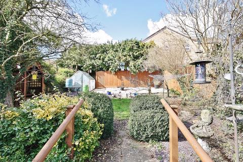31 Dene Rise, Witney, OX28 6LU