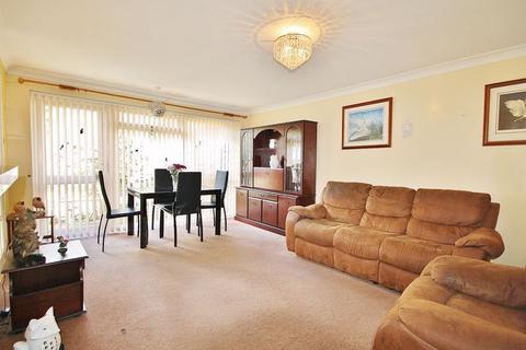 31 Dene Rise, Witney, OX28 6LU