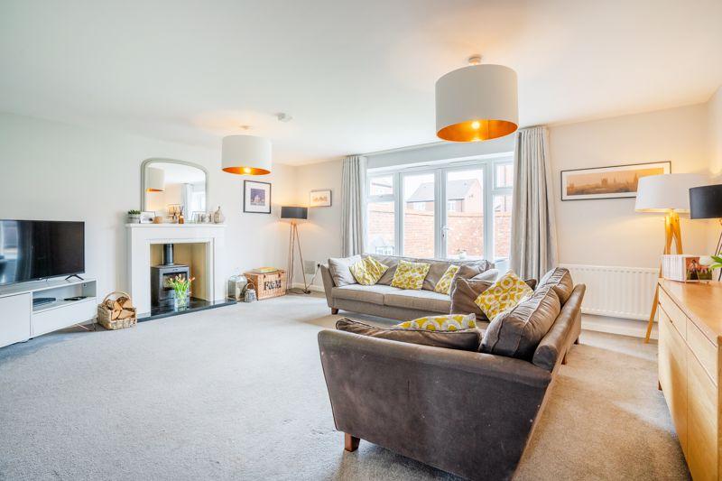 Keele Close, Upper Heyford 5 bed detached house for sale £700,000